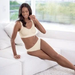 Bralettes for a trendy and comfortable alternative ANITA Salvia Front Closure Wire-free Mastectomy Bra Bralettes for a trendy and comfortable alternative ANITA Salvia Front Closure Wire-free Mastectomy Bra