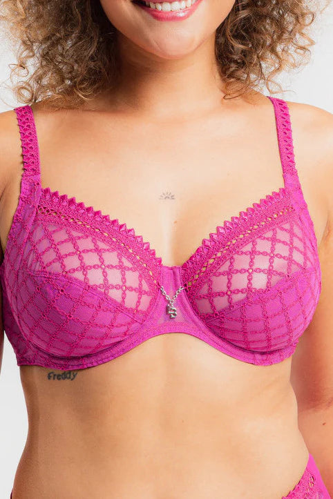 Bra with a foam - lined cup for a more structured shape Paco Underwired Bra In Very Pink - Louisa Bracq Bra with a foam - lined cup for a more structured shape Paco Underwired Bra In Very Pink - Louisa Bracq